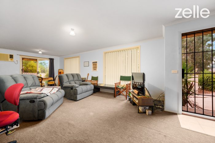 2/26 Tallowwood St, Thurgoona NSW 2640, Australia