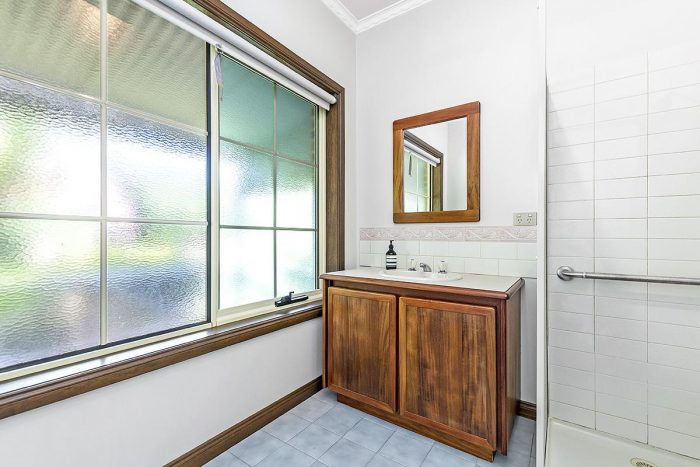 2 Rodger Pl, Bushfield VIC 3281, Australia