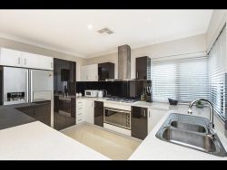 7 Vistula Terrace, Kelmscott WA 6111, Australia