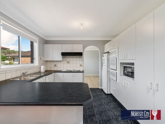 13 Aloha Cl, Bonnells Bay NSW 2264, Australia