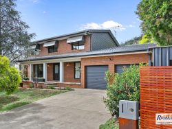 1 Arunta Pl, East Tamworth NSW 2340, Australia