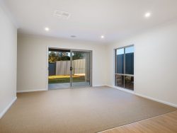 442 Balu Court, West Albury NSW 2640, Australia