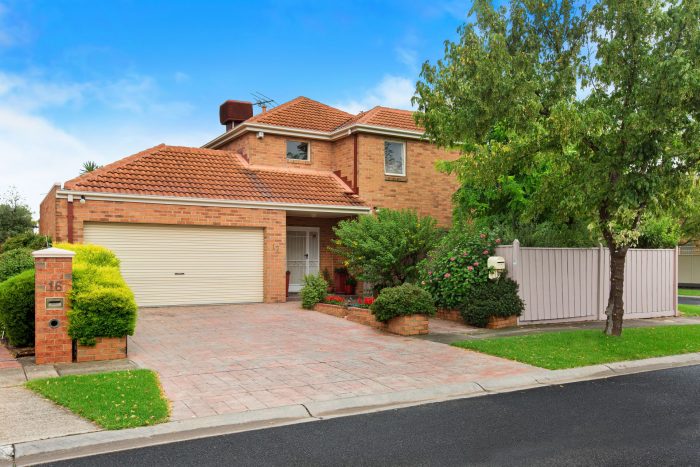 17 Birrarrung Ct, Bulleen VIC 3105, Australia