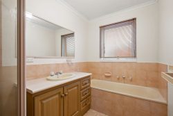 17 Birrarrung Ct, Bulleen VIC 3105, Australia