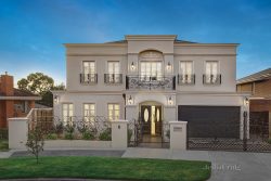 7 Blossom Ct, Glen Waverley VIC 3150, Australia