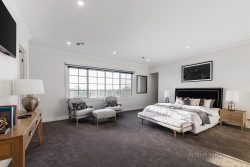 7 Blossom Ct, Glen Waverley VIC 3150, Australia