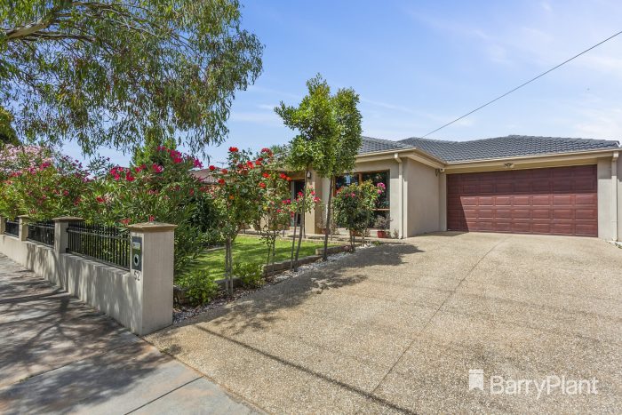 52 Camelot Dr, Glen Waverley VIC 3150, Australia