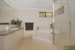 18 Eaglehawk Dr, Ravenswood WA 6208, Australia