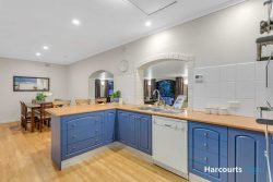 4 Hams Rd, Flagstaff Hill SA 5159, Australia