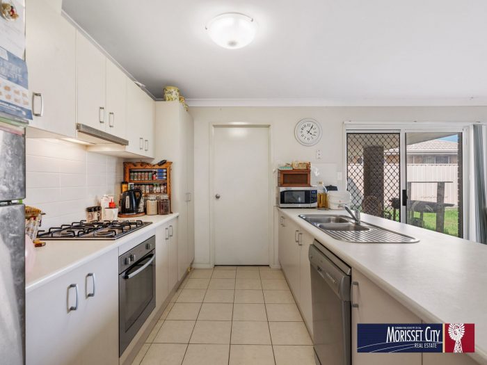 7 Kelowna Ave, Morisset NSW 2264, Australia