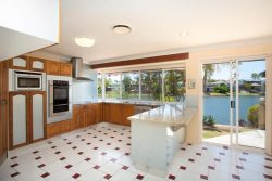 68 Manly Dr, Robina QLD 4226, Australia