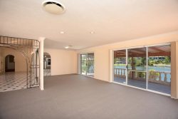 68 Manly Dr, Robina QLD 4226, Australia