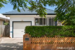 14 Maryborough Terrace, Scarborough QLD 4020, Australia