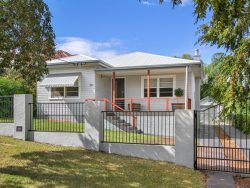 26 Mathews St, West Tamworth NSW 2340, Australia