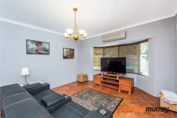 4 Dampier Ct, Thornlie WA 6108, Australia