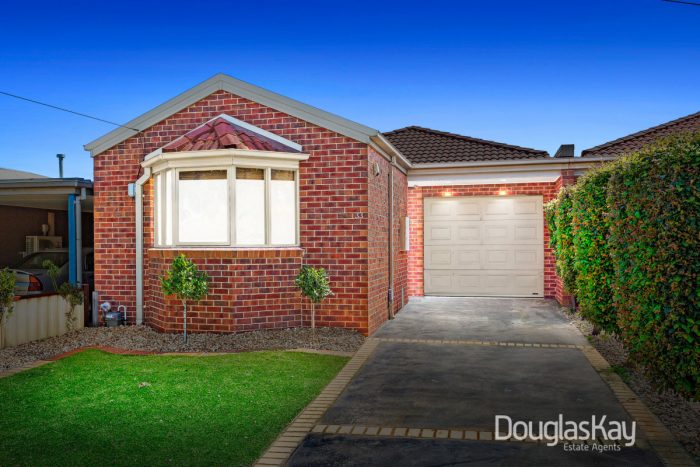 33 Bent St, St Albans VIC 3021, Australia