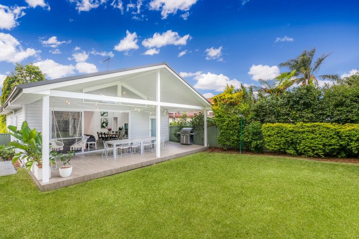 38 Captain Cook Dr, Caringbah NSW 2229, Australia