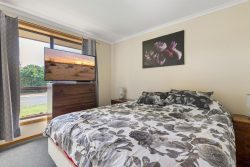 10 Deacon Ct, Paralowie SA 5108, Australia