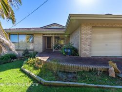 40 Hofrad Ct, Yakamia WA 6330, Australia