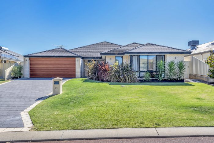 31 Malata Ridge, Lakelands WA 6180, Australia