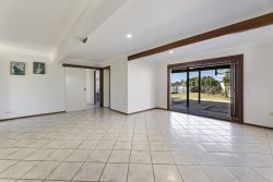 163 Bayview St, Runaway Bay QLD 4216, Australia