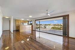 163 Bayview St, Runaway Bay QLD 4216, Australia