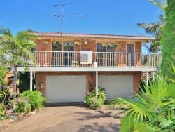 13 Andrea St, Eden NSW 2551, Australia