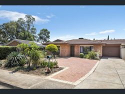 45 Byron Ave, Clovelly Park SA 5042, Australia