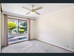 45 Byron Ave, Clovelly Park SA 5042, Australia