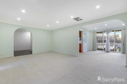 7 Dinadan Ct, Glen Waverley VIC 3150, Australia