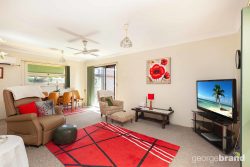 19 Westbrook Parade, Gorokan NSW 2263, Australia