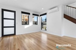 2/32 Messmate St, Lalor VIC 3075, Australia