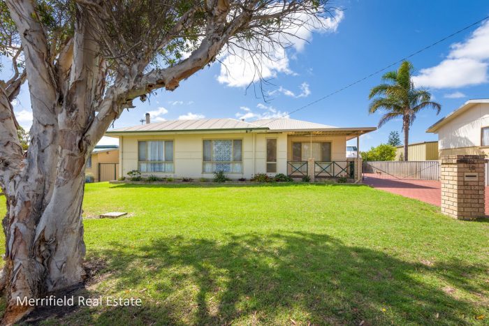 16 Lurline St, Orana WA 6330, Australia