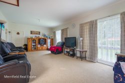 16 Lurline St, Orana WA 6330, Australia