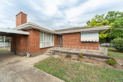 495 McDonald Rd, Lavington NSW 2641, Australia