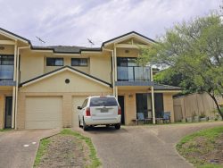 3A Seahorse Cl, Corlette NSW 2315, Australia