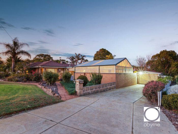 15 Sawle Rd, Hamilton Hill WA 6163, Australia