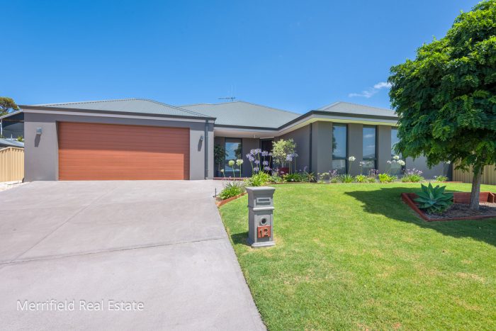 12 Agonis Gardens, Yakamia WA 6330, Australia