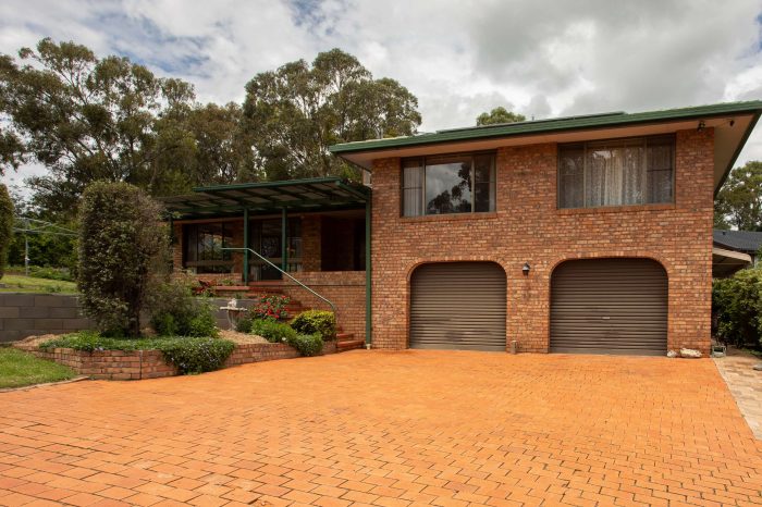 18 Bishop Cres, Armidale NSW 2350, Australia