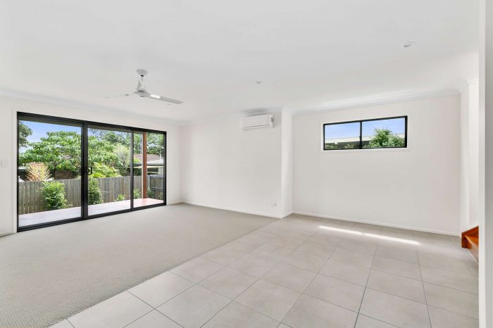 2/4 Grenfell St, Nerang QLD 4211, Australia