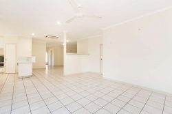 8 Knot Grove, Djugun WA 6725, Australia