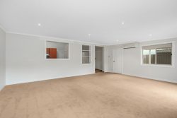 2 Levien Ave, East Tamworth NSW 2340, Australia