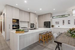 11 Russell St, Caulfield South VIC 3162, Australia