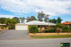 17 Clydesdale Dr, Greenfields WA 6210, Australia