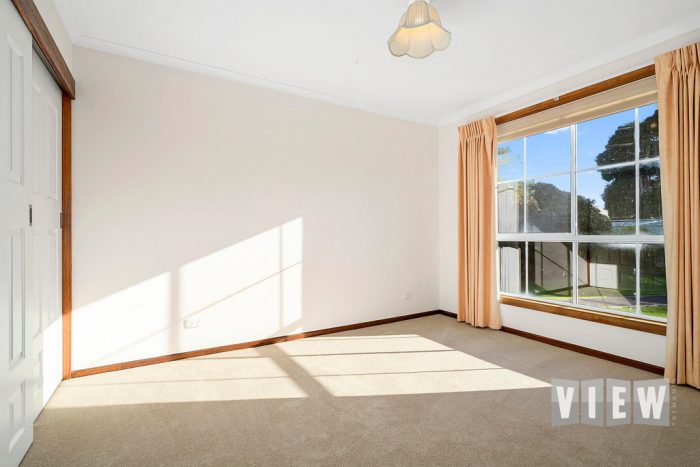 Unit 2/4 Freestone Cres, Wynyard TAS 7325, Australia