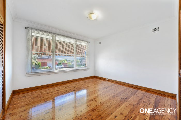 3 Waldo Cres, Peakhurst NSW 2210, Australia