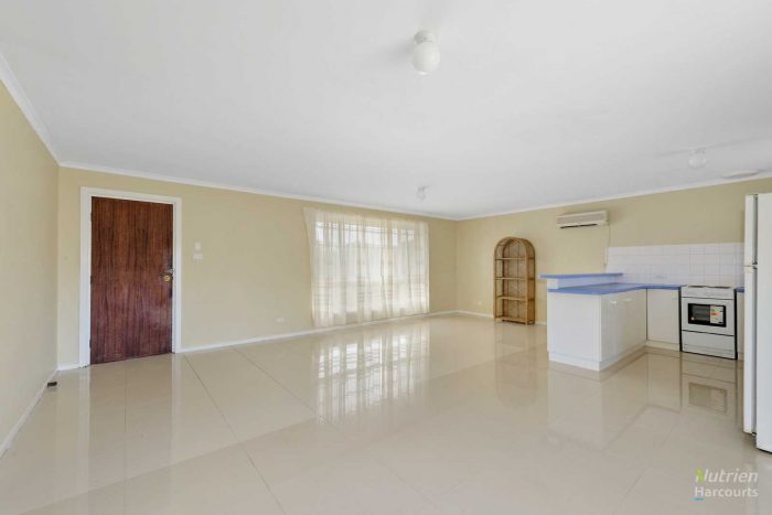 9 Fifth St, Wool Bay SA 5575, Australia