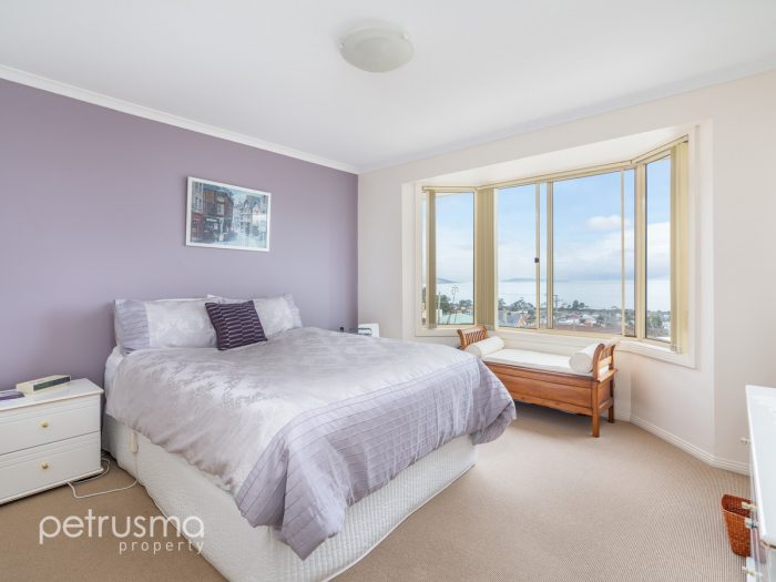 Unit 2/40 Beach St, Bellerive TAS 7018, Australia