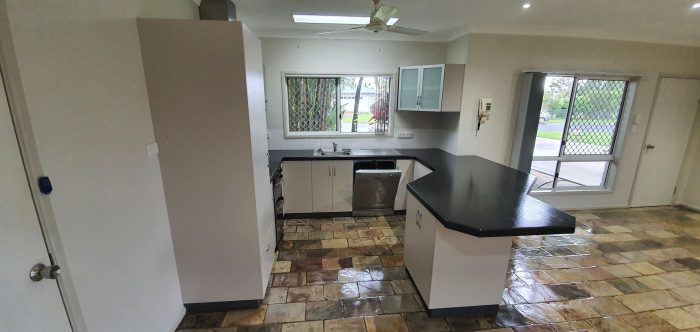 4 Tolga Cl, Innisfail Estate QLD 4860, Australia