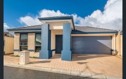 7 Jedburgh Loop, Sinagra WA 6065, Australia